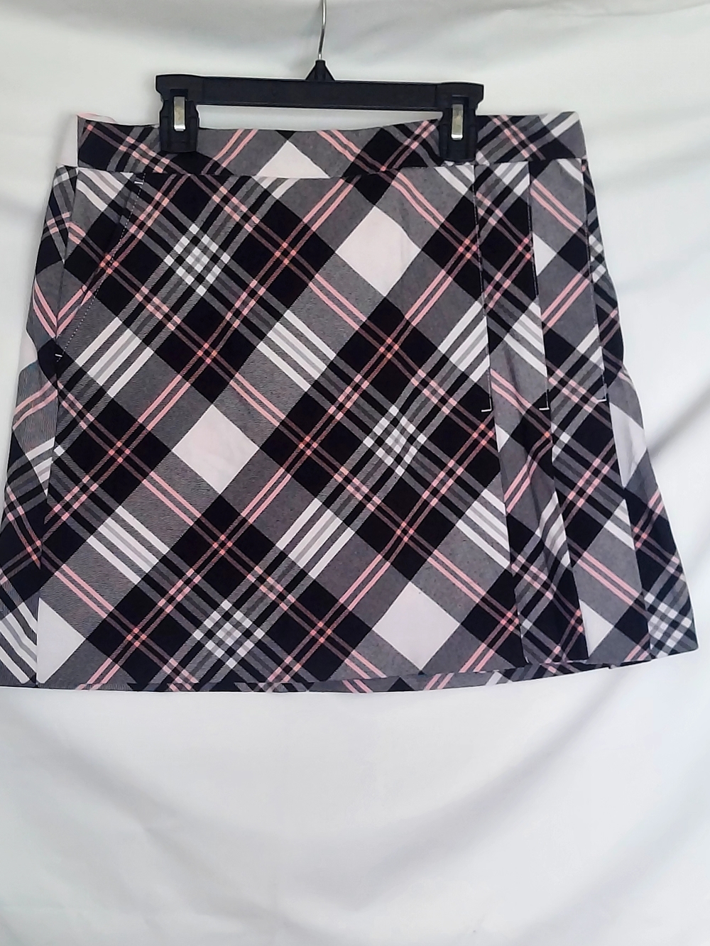 Plaid Mini Skirt in Black, Gray & Pink